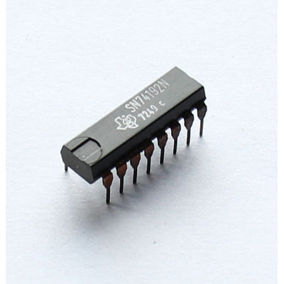 74192 Synchroner positiver flankengetriggerter 4-Bit-Auf / Ab-Dekadenzähler