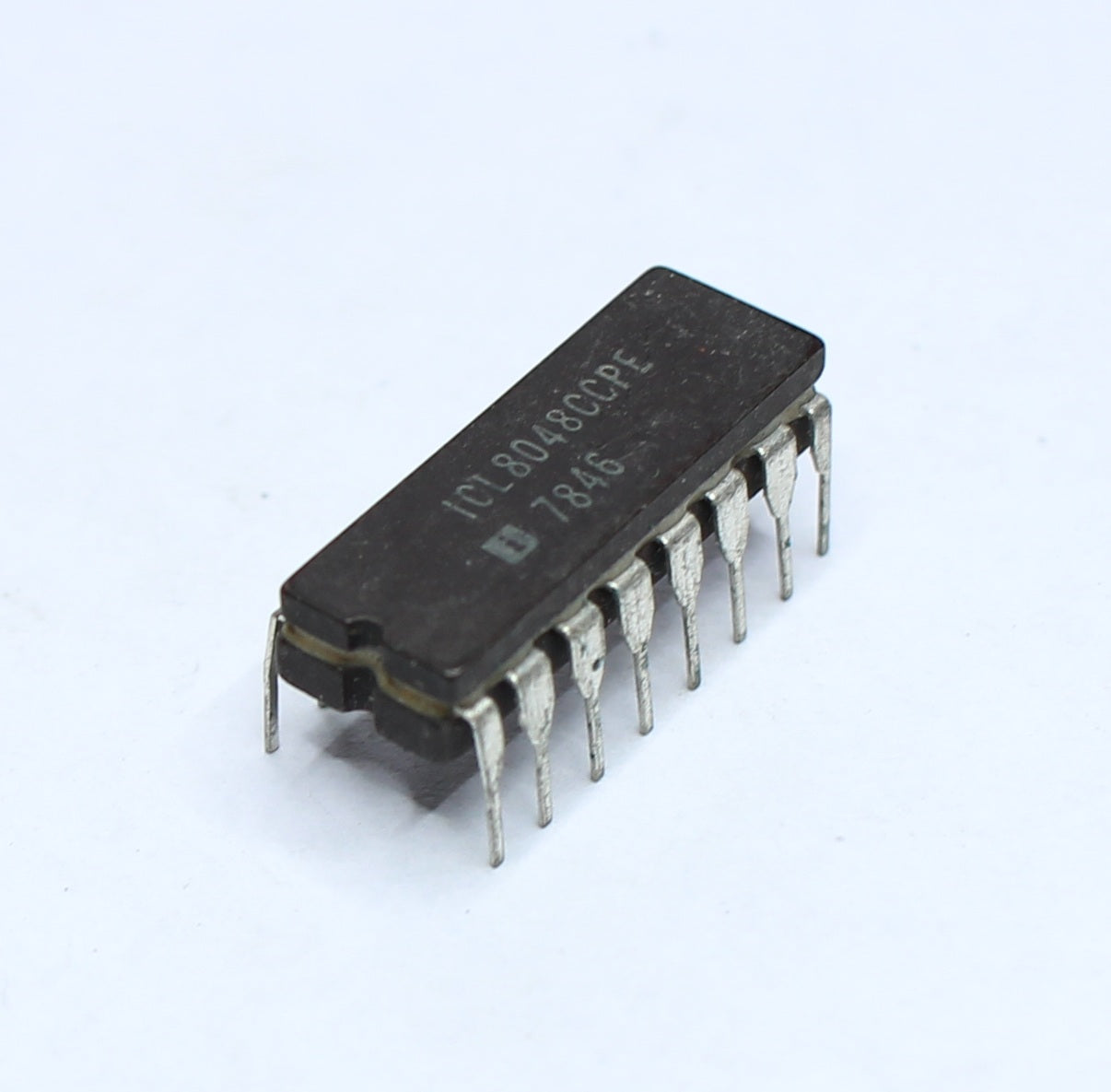 ICL8048CCPL monolithischer logarithmischer Verstäker