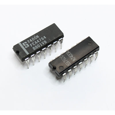 7400 Vierfach NAND-Gatter mit je 2 Eingänge DIP14